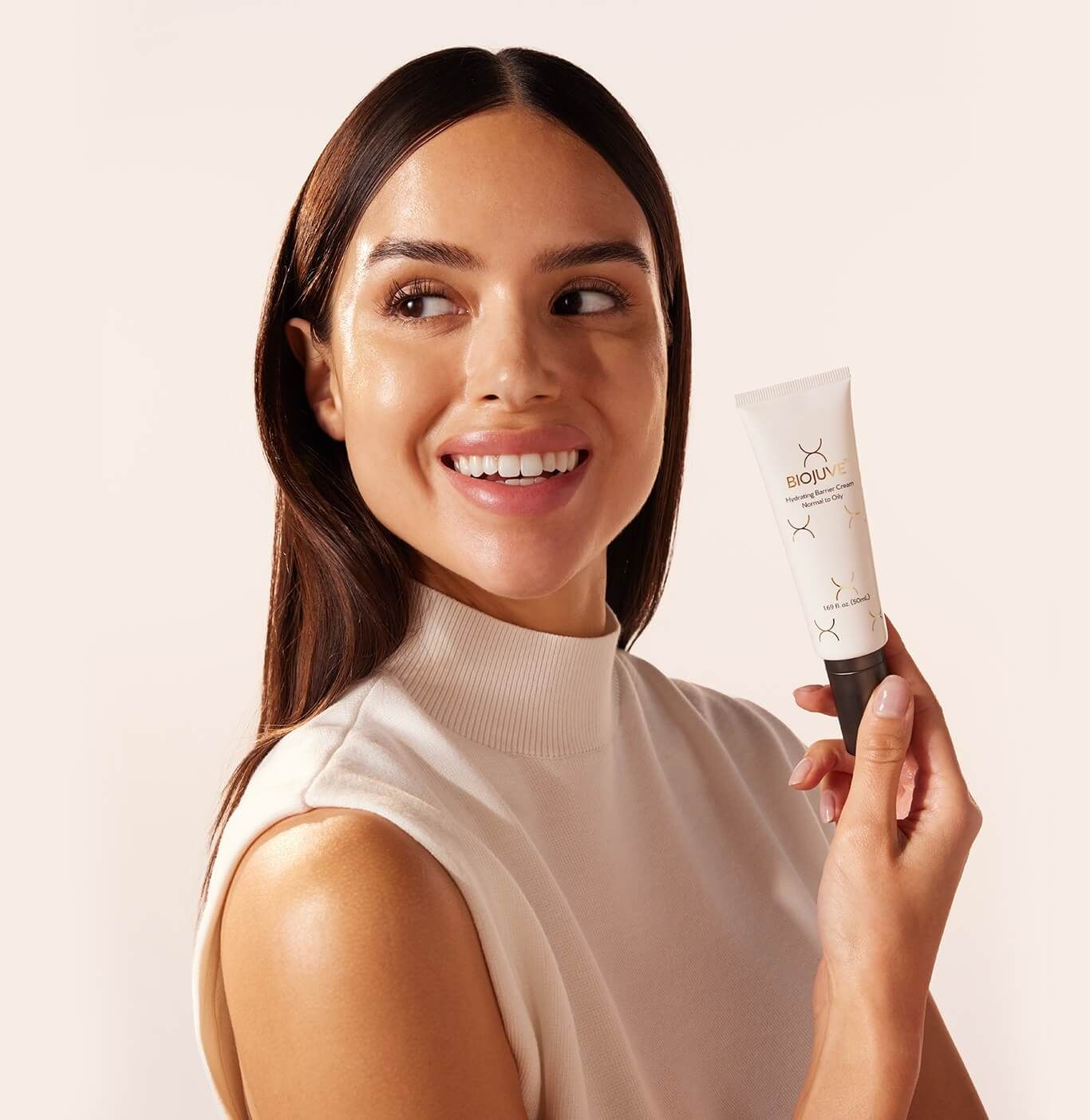 Hydrating Barrier Cream in the morning routine
